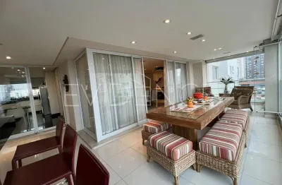 Apartamento à venda, finamente decorado com 3 suítes, 4 vagas 224 metros no alto do tatuapé