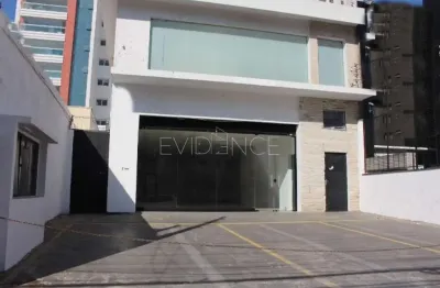 Prédio com 8 salas para alugar na Rua Emília Marengo, 64, Vila Regente Feijó, São Paulo