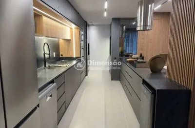 Apartamento mobiliado com 150 m² de área privativa em jurerê