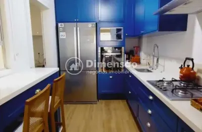 Ótimo apartamento todo em em excelente (reformado), com área privativa de 120m²