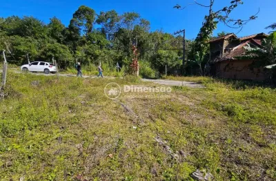 Terreno com viabilidade tanto comercial quanto residencial na rod sc401.