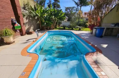 Excelente casa à venda próximo da cidade das abelhas.