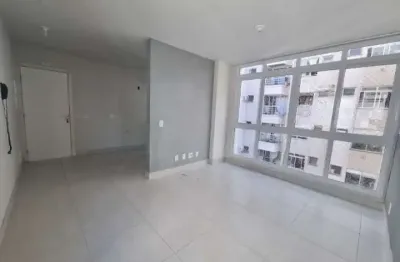Apartamento com 2 dormitórios (1 suíte) e 2 vagas no centro de florianópolis