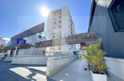 Apartamento com 2 dormitórios sendo 1 suíte, 2 garagens no bairro trindade