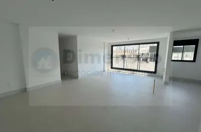 Luxuoso apartamento com 3 suítes e área de lazer completa a venda florianópolis