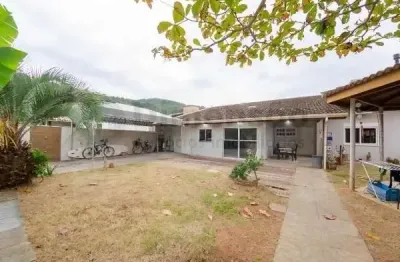 Casa com 3 quartos à venda na Rua Franklin Cascaes, Ponta das Canas, Florianópolis