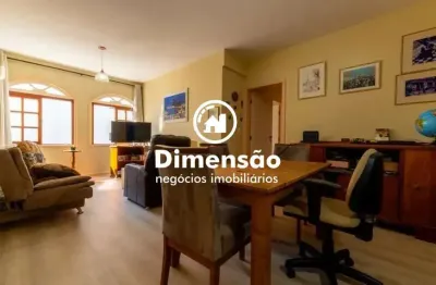 Apartamento de 2 dormitórios na rua ferreira lima no centro de florianópolis