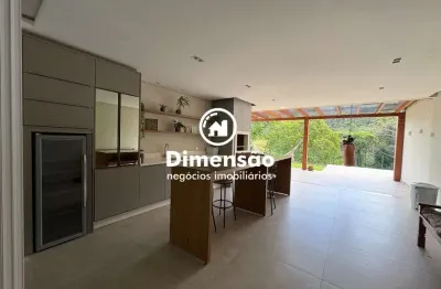 Casa moderna de luxo com área gourmet e suíte master com hidromassagem