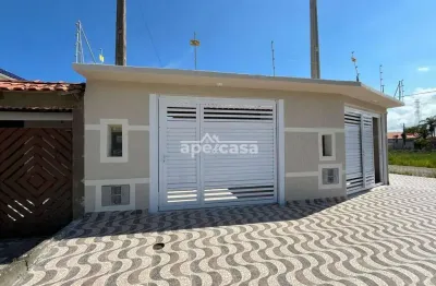 Casa com 2 quartos à venda no Centro, Mongaguá 