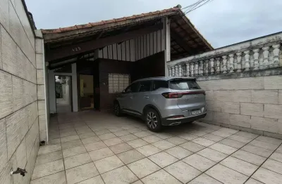 Sua casa dos sonhos em praia grande: mobiliada e com espaço gourmet!