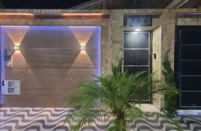 Casa com 4 quartos à venda na Vila Caiçara, Praia Grande 