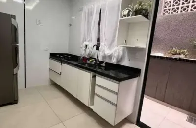 Sobrado de condomínio com 2 quartos à venda, maracanã - praia grande
