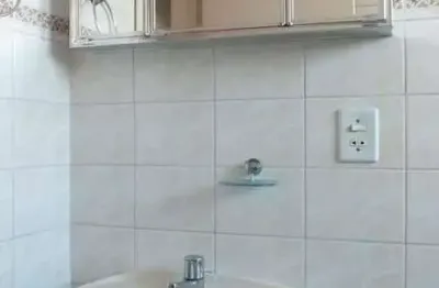 Apartamento com 2 quartos à venda na cidade ocian, praia grande  por r$ 400.000