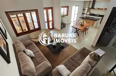 Sobrado com 3 suítes, sendo a master com closet e vista para piscina a venda no villa romana