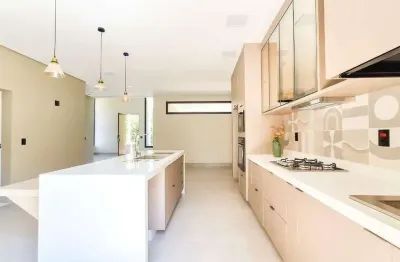 Casa à venda no condomínio portal dos bandeirantes - salto/sp