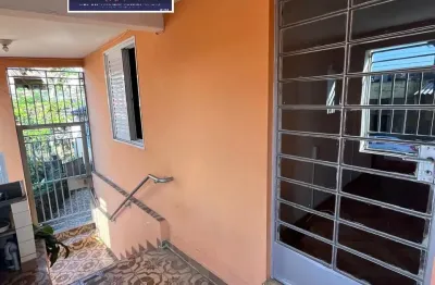 Casa 70m2 - bem localizada - aceita depósito caução