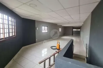 Sobrado com 3 dormitórios para alugar, 220 m² por r$ 3.500,00/mês - vila independência - mauá/sp