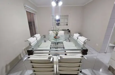 Sobrado com 3 quartos sendo 1 suíte com closet e sacada à venda, 273 m² por R$ 850.000 - Parque São Vicente - Mauá/SP