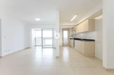 Apartamento com 2 quartos à venda na rua romédio dorigo, 85, água verde, curitiba, 77 m2 por r$ 879.000