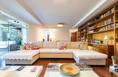 Casa de alto padrão de 619 m² no brooklin, são paulo. conforto e segurança.