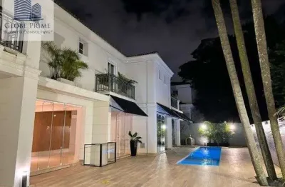 Casa em Condomínio em Jardim Petrópolis com 1044m². Conforto, Segurança e Lazer.