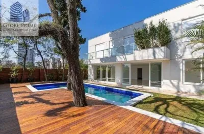 Linda Casa de Alto Padrão de 786,97 m² do Brooklin, São Paulo.