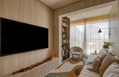 Apartamento de 2 dormitórios com varanda, próximo a estação do metrô