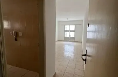 Seu novo lar perto da praia: conforto, espaço e localização privilegiada