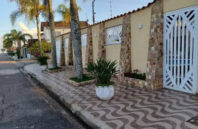 ️ Casa de Alto Padrão com Piscina no Balneário Flórida – Exclusividade e Sofisticação