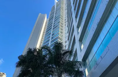 Lindo apartamento quatro quartos três suítes pronto para morar itaigara
