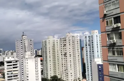 Excelente apartamento dois quartos suíte pituba parque júlio cézar