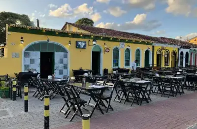 Casa comercial com 2 salas à venda na Praça Inaiá, 09, Centro, Porto Seguro