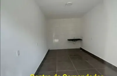 Galpão para locação em nova iguaçu, comendador soares, 2 banheiros