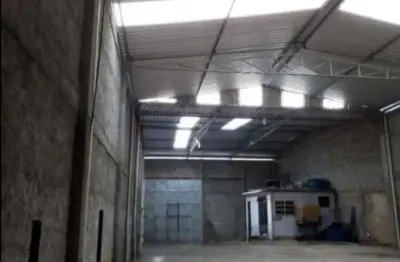 Galpão para locação em duque de caxias, parque eldorado, 2 banheiros