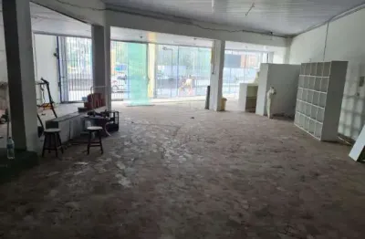 Galpão para Locação em Duque de Caxias, Vila São Luís, 5 banheiros