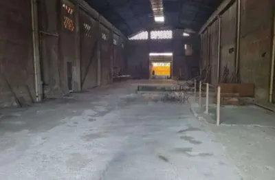 Galpão para locação em duque de caxias, vila maria helena, 2 banheiros