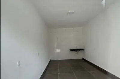 Galpão para locação em nova iguaçu, comendador soares, 2 banheiros