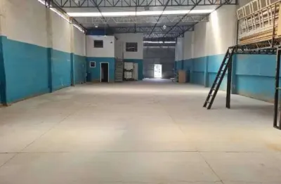 Galpão para Venda em Duque de Caxias, Santa Cruz da Serra, 2 banheiros