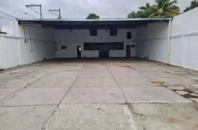 Galpão para Locação em Duque de Caxias, Jardim Primavera, 2 banheiros