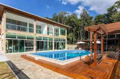 Chácara com 5 dormitórios à venda com 780m² de área construída no condomínio rec