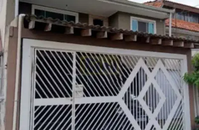 Espaçoso sobrado triplex com 4 dormitórios  no alto tarumã, pinhais!