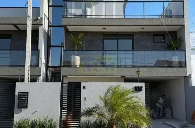 Triplex novo e moderno na planta em ótima localização a 20mts da avenida jacob m