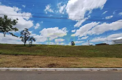 Terreno com 2251 m² a uma quadra da av jacob macanhan no pineville