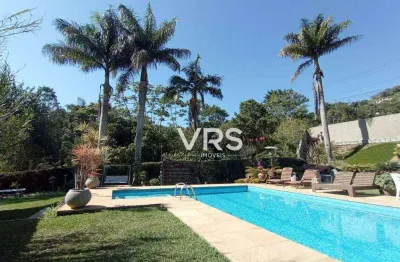Casa com 5 dormitórios à venda, 269 m² por r$ 1.290.000,00 - albuquerque - teresópolis/rj