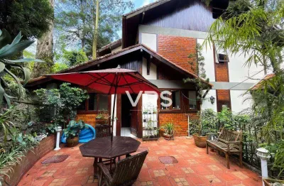 Casa com 4 dormitórios à venda, 155 m² por r$ 1.100.000,00 - granja guarani - teresópolis/rj