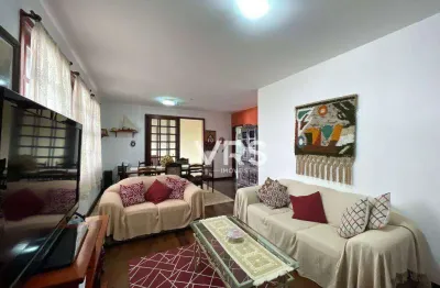 Casa com 3 dormitórios à venda, 123 m² por r$ 680.000,00 - alto - teresópolis/rj