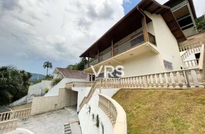 Casa com 4 dormitórios à venda, 195 m² por r$ 940.000,00 - panorama - teresópolis/rj
