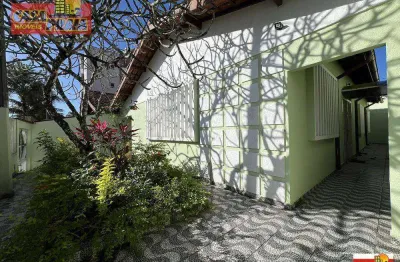 Casa Espaçosa 30 Metros da Praia com 3 dormitórios, 116 m² por R$ 530.000 - Jardim Praia Grande - Mongaguá/SP