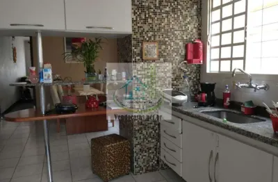 Casa com 3 quartos à venda na Rua Nilo Torres, 26, Jardim Prudência, São Paulo