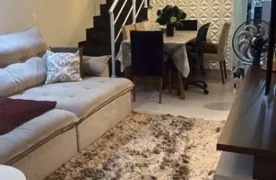 Sobrado c/03 dormitórios (01 suíte) c/sacada, locação- jd.ernestina/marajoara.